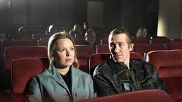 Que Ver | Hojas de otoño (2023), ideal para ver junto a tu pareja.