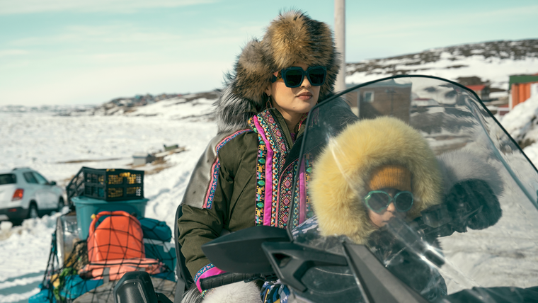 Stacey Aglok MacDonald y Alethea Arnaquq-Baril, las creadoras de la serie, también son inuk. Stacey Aglok MacDonald y Alethea Arnaquq-Baril, las creadoras de la serie, también son inuk.