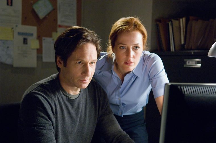 Gillian Anderson y David Duchovny en el segundo filme de The X-Files.