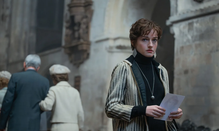 Julia Garner protagoniza Apartment 7A