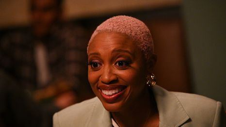 En diálogo con QueVer, la actriz destacó el rol que la serie que protagoniza tiene en la televisión, siendo uno de los pocos shows con tres protagonistas afroamericanos