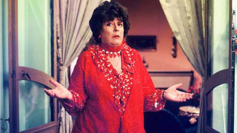 China Zorrilla fue Elvira en Esperando la carroza. China Zorrilla fue Elvira en Esperando la carroza.