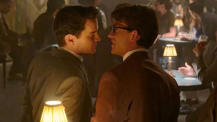 Fellow Travelers fue nombrado entre los mejores programas de televisión de 2023. Fellow Travelers fue nombrado entre los mejores programas de televisión de 2023.