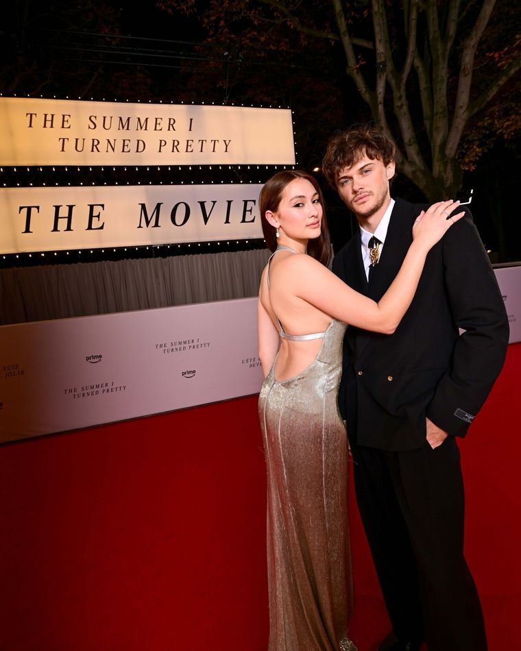 Según la autora de los libros en los que se basa El verano que me enamoré, hay un acontecimiento importante en la vida de Belly que aún queda contar, que sería el centro de la película. Según la autora de los libros en los que se basa El verano que me enamoré, hay un acontecimiento importante en la vida de Belly que aún queda contar, que sería el centro de la película.