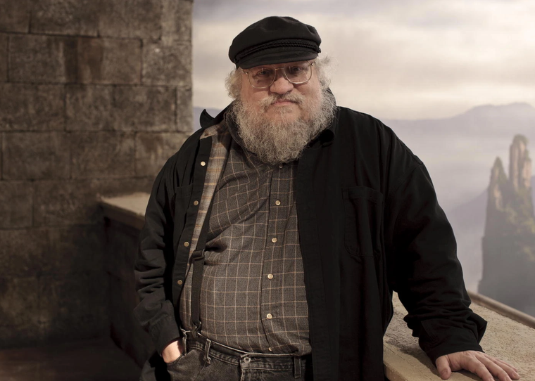 George R.R. Martin repartió elogios para otro colega