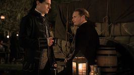 polemica: un actor de outlander critico con dureza a la produccion