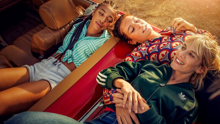 Ladronas es una comedia de acción francesa