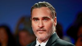 Joaquin Phoenix luce irreconocible para el personaje de su nueva película