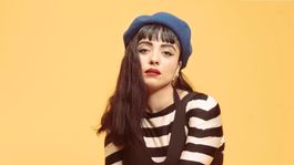 Mon Laferte es una cantante chilena muy popular en la actualidad.