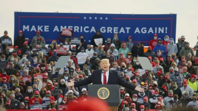 Donald Trump en la serie documental de 2022, La campaña sin precedentes (Unprecedented)