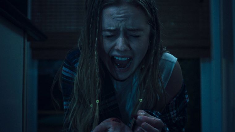 Amélie Hoeferle protagoniza Aguas siniestras.