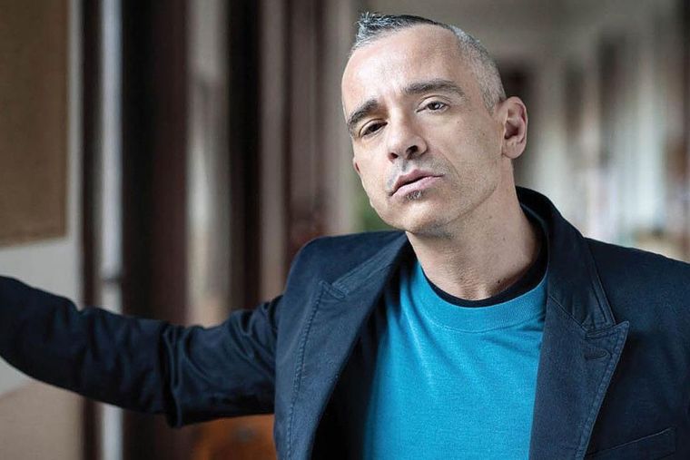 Eros Ramazzotti presentó a su nueva novia.