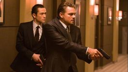 DiCaprio y Gordon-Levitt en la película de Nolan, Inception