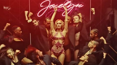 El primer avance dejar ver los dotes actorales de la joven Depp