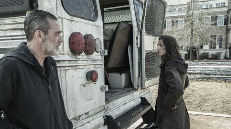 Maggie y Negan tendrán que trabajar en equipo