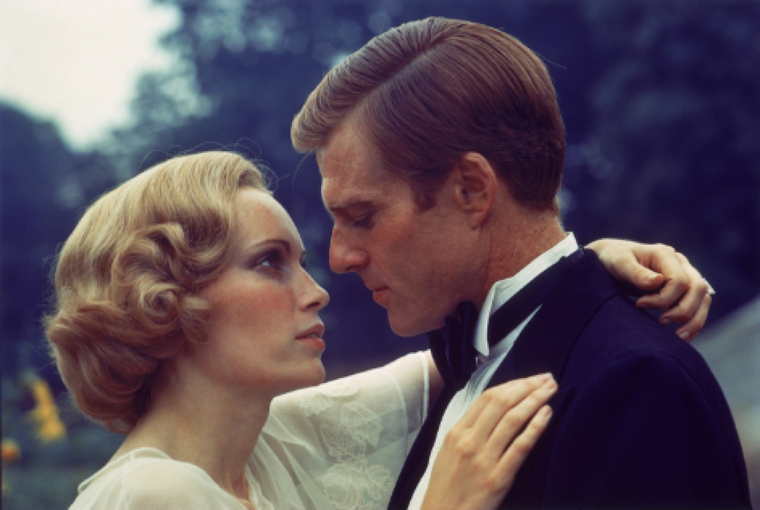 Mia Farrow y Robert Redford en El gran Gatsby