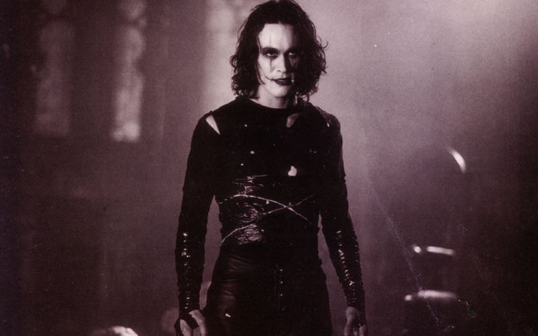 Brandon Lee en El Cuervo, su última película