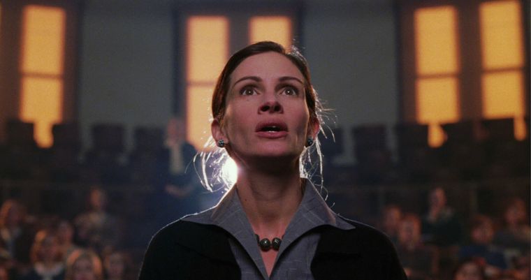 Julia Roberts fue muy elogiada por su actuación en la película Julia Roberts fue muy elogiada por su actuación en la película