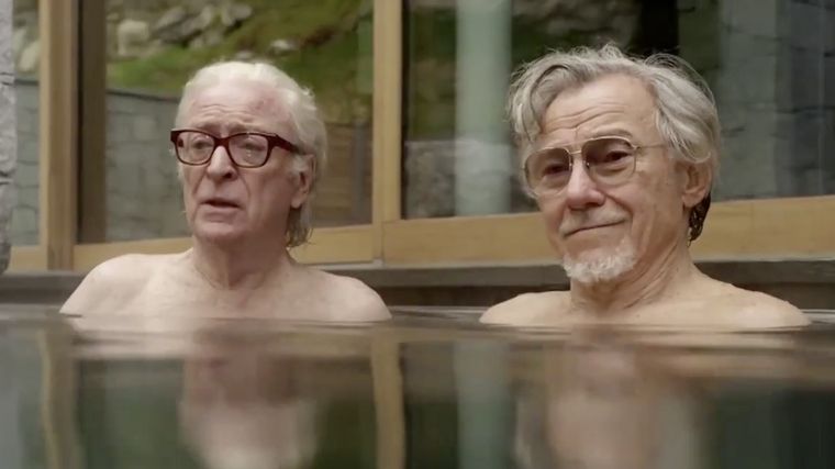 La película es la segunda película en inglés de Paolo Sorrentino. La película es la segunda película en inglés de Paolo Sorrentino.