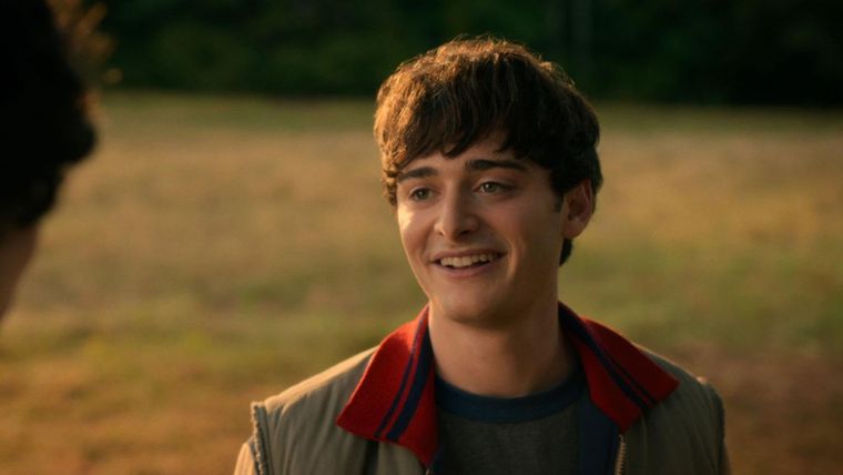 stranger-things-s5-will-smiling