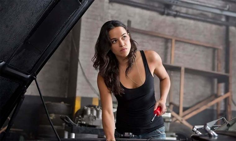 Michelle Rodriguez es Leticia Ortiz en la saga de Rápido y Furioso