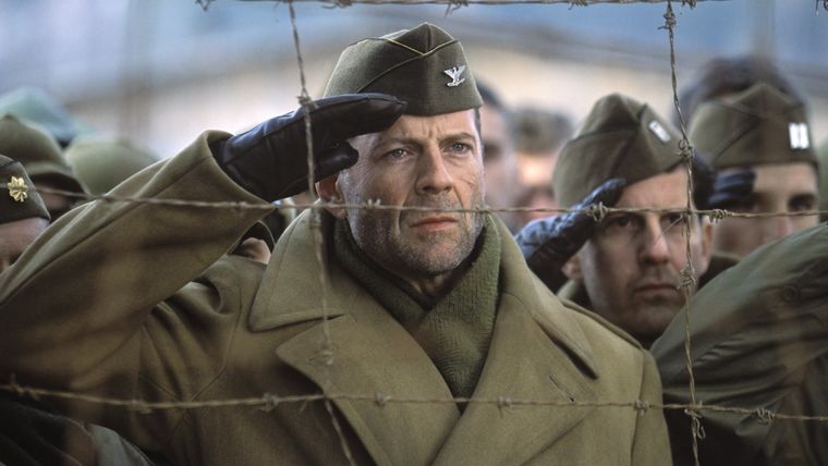 Bruce Willis lidera esta olvidada película bélica que vas a querer ver hoy