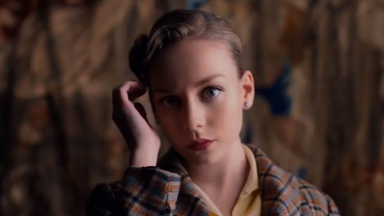 Ester Expósito es una de las protagonistas de Alguien tiene que morir