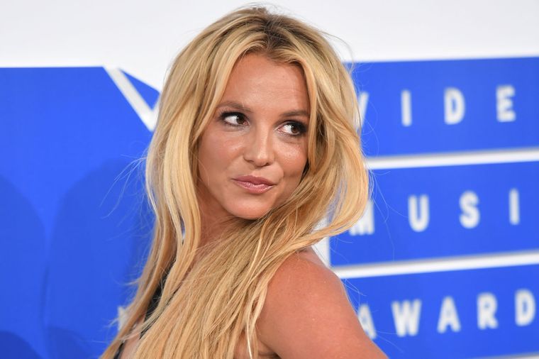 Britney Spears se destaca por su fuerte presencia en redes sociales y sus polémicos mensajes.