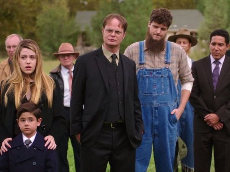 El único episodio de The Farm giraba en torno a Dwight Schrute , quien asiste al funeral de su tía Shirley en Schrute Farms, donde su familia se reúne. El único episodio de The Farm giraba en torno a Dwight Schrute , quien asiste al funeral de su tía Shirley en Schrute Farms, donde su familia se reúne.