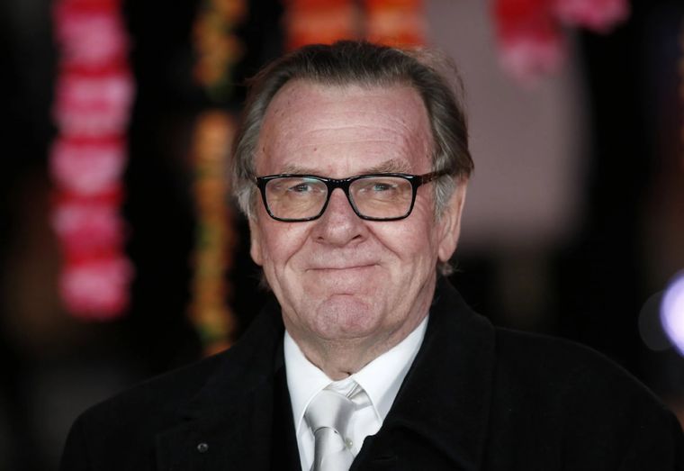 La película romántica con Tom Wilkinson que es ideal para ver este fin de semana
