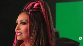 thalia se robo todas las miradas bailando con un conjunto escotadisimo