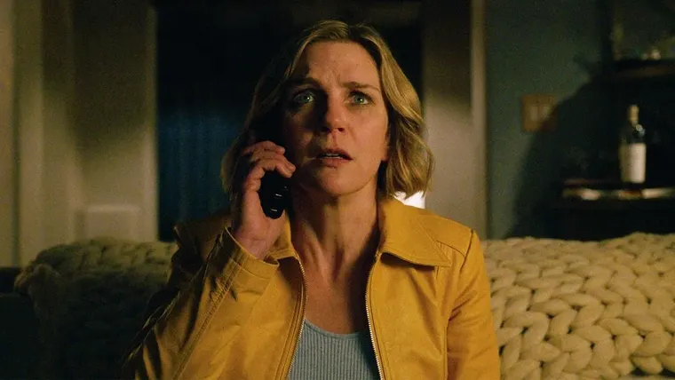 Rhea Seehorn protagoniza la misteriosa Pluribus. Rhea Seehorn protagoniza la misteriosa Pluribus. 