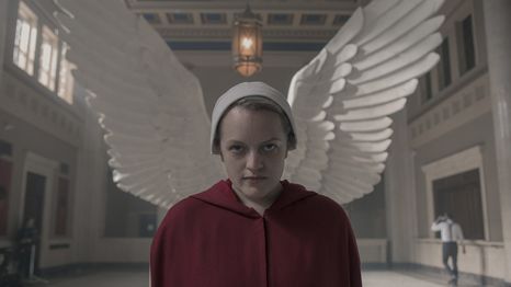 El Cuento de la Criada esta protagonizada por Elisabeth Moss.
