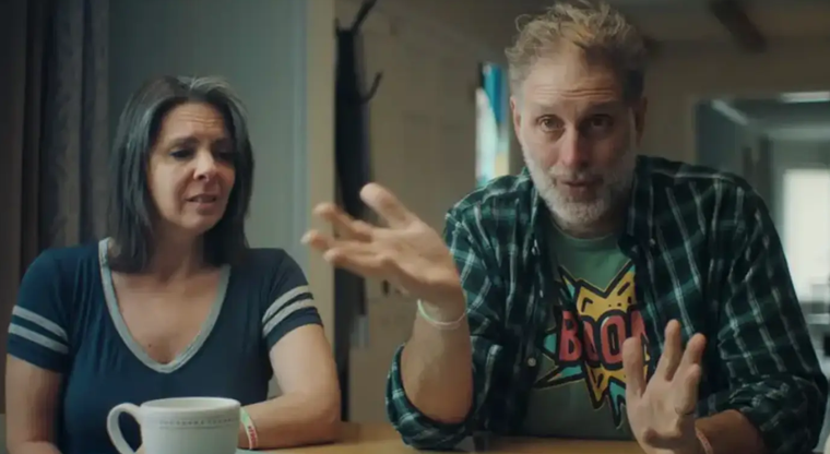 El padre de Mackenzie Shirilla fue suspendido en su trabajo