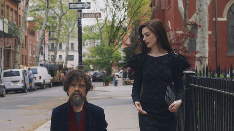 Rebecca Miller dirige esta comedia romántica. Rebecca Miller dirige esta comedia romántica.