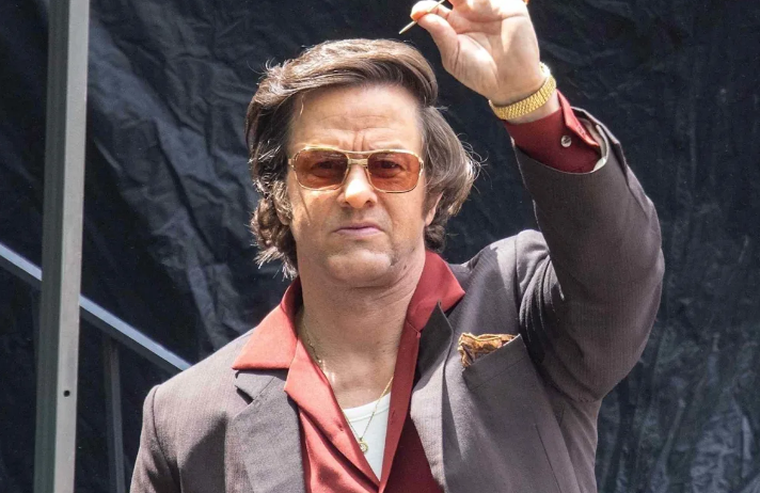 Mark Wahlberg luce irreconocible en el rodaje de su nueva película Mark Wahlberg luce irreconocible en el rodaje de su nueva película