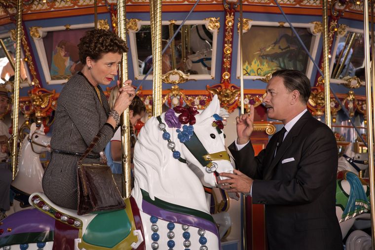 Emma Thompson y Tom Hanks protagonizan este drama que narra el lado B de la producción de Mary Poppins. Emma Thompson y Tom Hanks protagonizan este drama que narra el lado B de la producción de Mary Poppins.