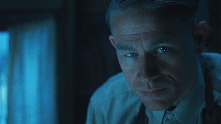 Charlie Hunnam interpreta a Ed Gein Charlie Hunnam interpreta a Ed Gein