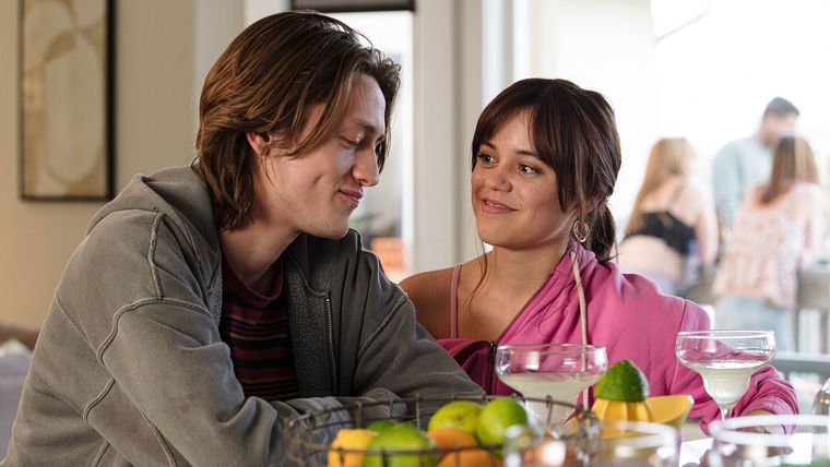 Jenna Ortega y Percy Hynes White se reunieron en esta película romántica ahora disponible en streaming Jenna Ortega y Percy Hynes White se reunieron en esta película romántica ahora disponible en streaming