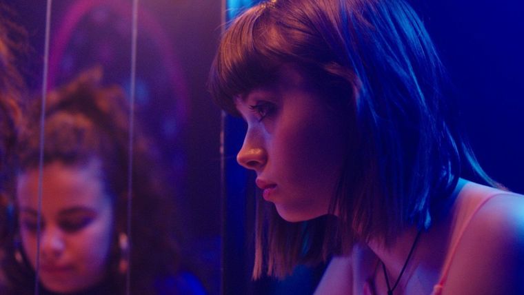 Protagonizada por isa Montalbán, Dèlia Brufau y Usue Álvarez. Protagonizada por isa Montalbán, Dèlia Brufau y Usue Álvarez.