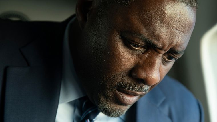 Idris Elba protagoniza esta película con Rebecca Ferguson.