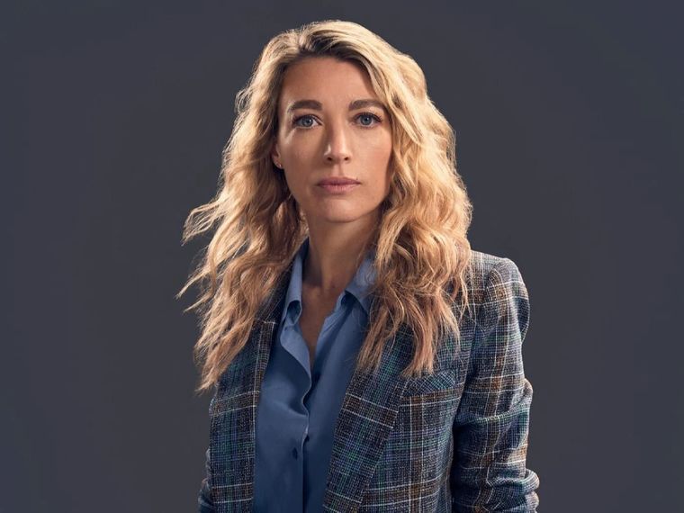 Natalie Zea da vida a Eve Harris en la ficción