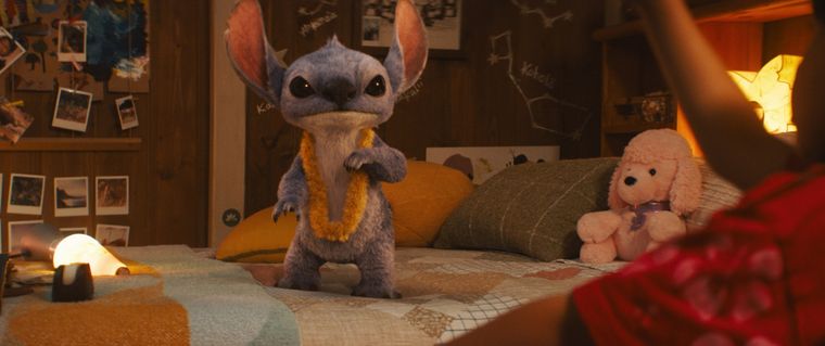 Finalmente Stitch entra en escena