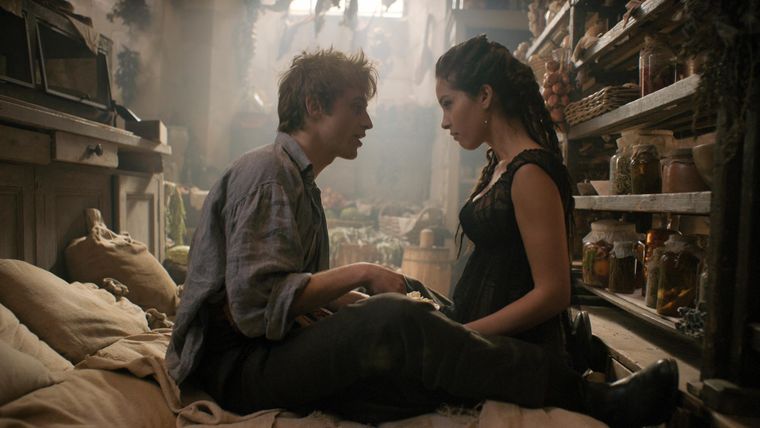 Romance, tensión y deseo marcan estas tres series de época que te atraparán desde el primer episodio.