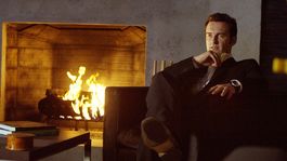 Julian McMahon convertido en Victor Von Doom para la cinta del 2005 de Los Cuatro Fantásticos. Julian McMahon convertido en Victor Von Doom para la cinta del 2005 de Los Cuatro Fantásticos.