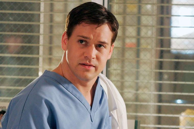 T.R. Knight es recordado por su papel de George OMalley en Greys Anatomy