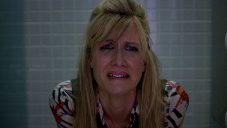 Laura Dern es la protagonista de Enlightened, aclamada serie dramática.