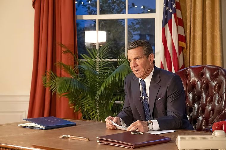 Denis Quaid como Ronald Reagan