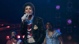 Jaafar Jackson también lo dejó en claro, él sin duda regresaría para la secuela. Jaafar Jackson también lo dejó en claro, él sin duda regresaría para la secuela.