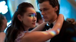 No habrá una cuarta temporada de El verano que me enamoré, todo terminará con una película. No habrá una cuarta temporada de El verano que me enamoré, todo terminará con una película.